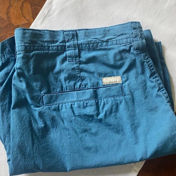 Men's Columbia Shorts. Flat front. Steel blue. 36" waist. Front & Back pockets. - Picture 2 of 4